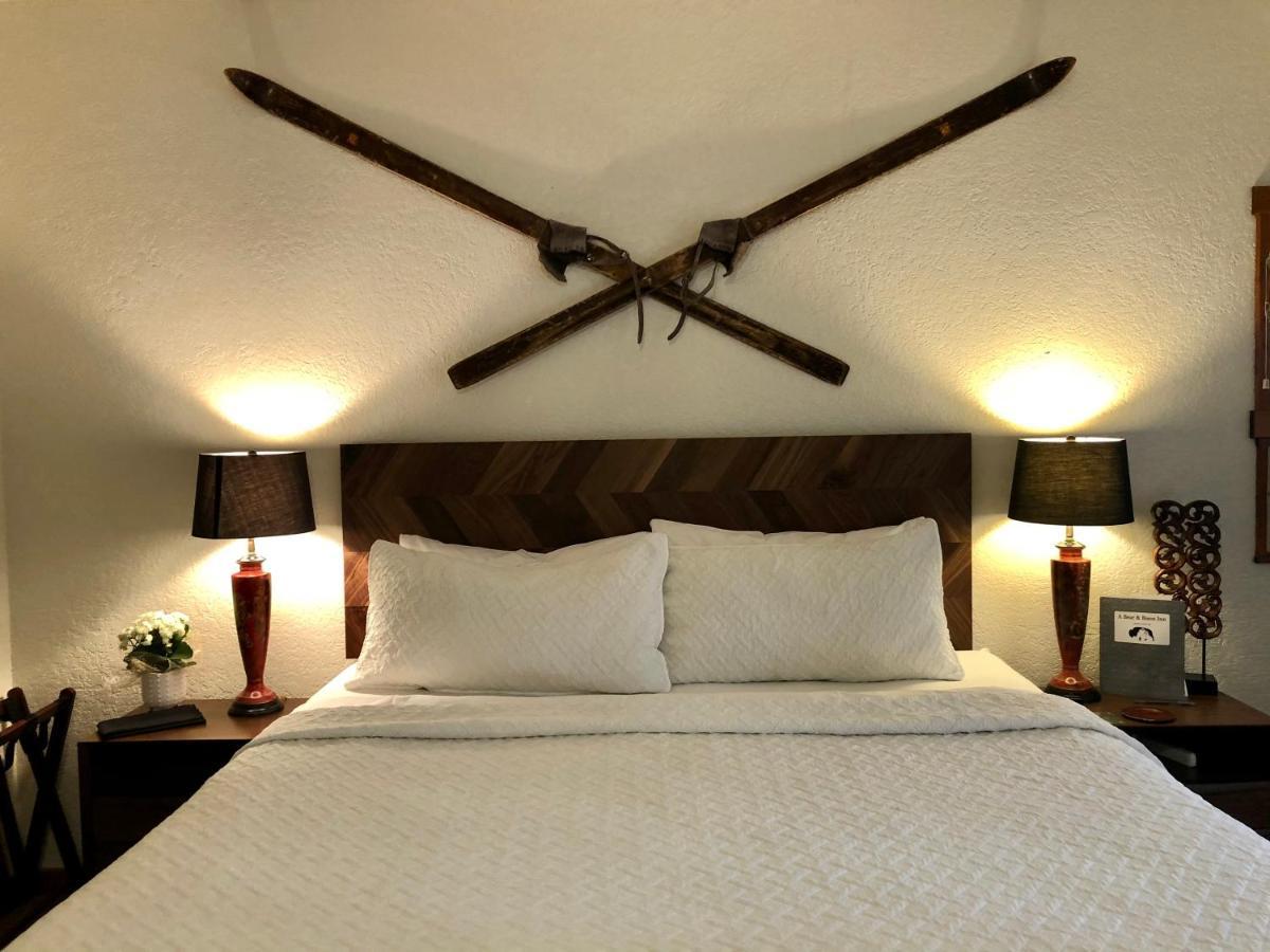 A Bear And Bison Country Inn Canmore Zewnętrze zdjęcie