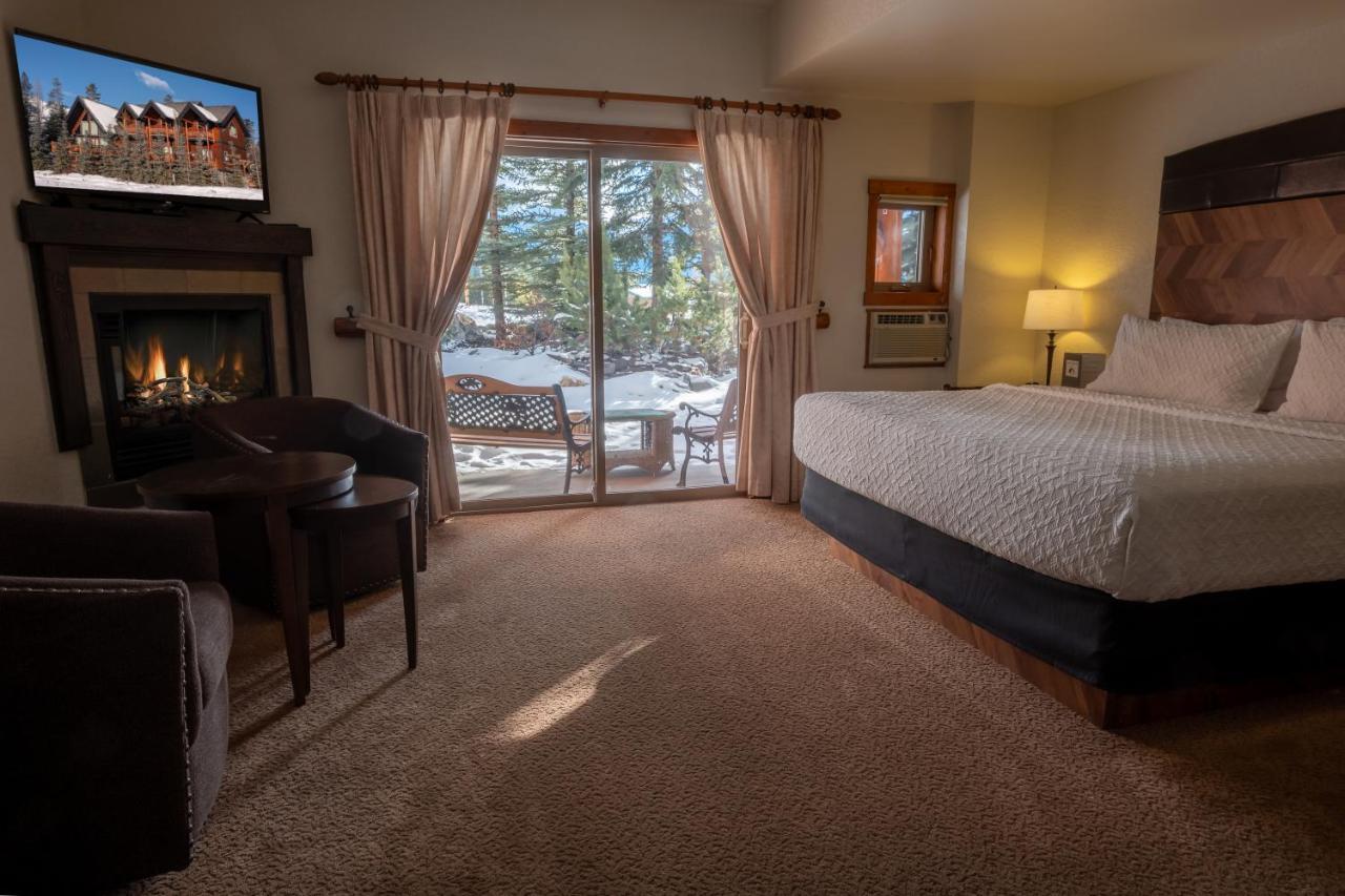 A Bear And Bison Country Inn Canmore Zewnętrze zdjęcie