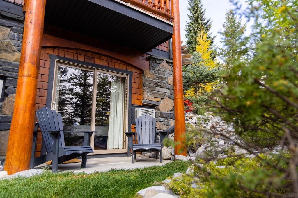 A Bear And Bison Country Inn Canmore Zewnętrze zdjęcie