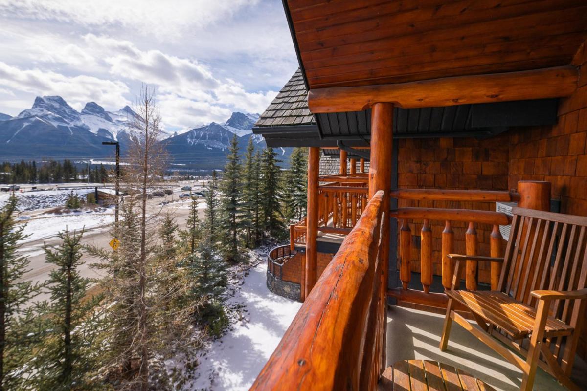 A Bear And Bison Country Inn Canmore Zewnętrze zdjęcie